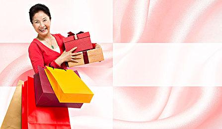 《最终幻想7：核心危机 再融合》实体英雄版预购开启 售价1557元